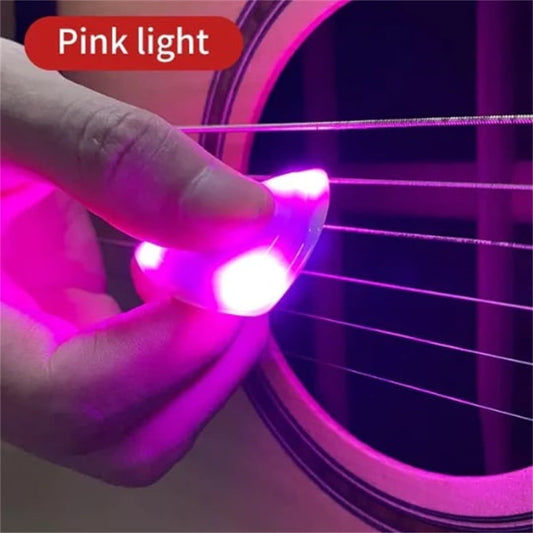 CELNNCOE Beat Picks - Beatpicks Light up Guitar Pick, Dazzling Colourful Illuminated Guitar Plectrum,Personalized Auto LED Glowing Pick for Enhanced Stage Performance,1PCS