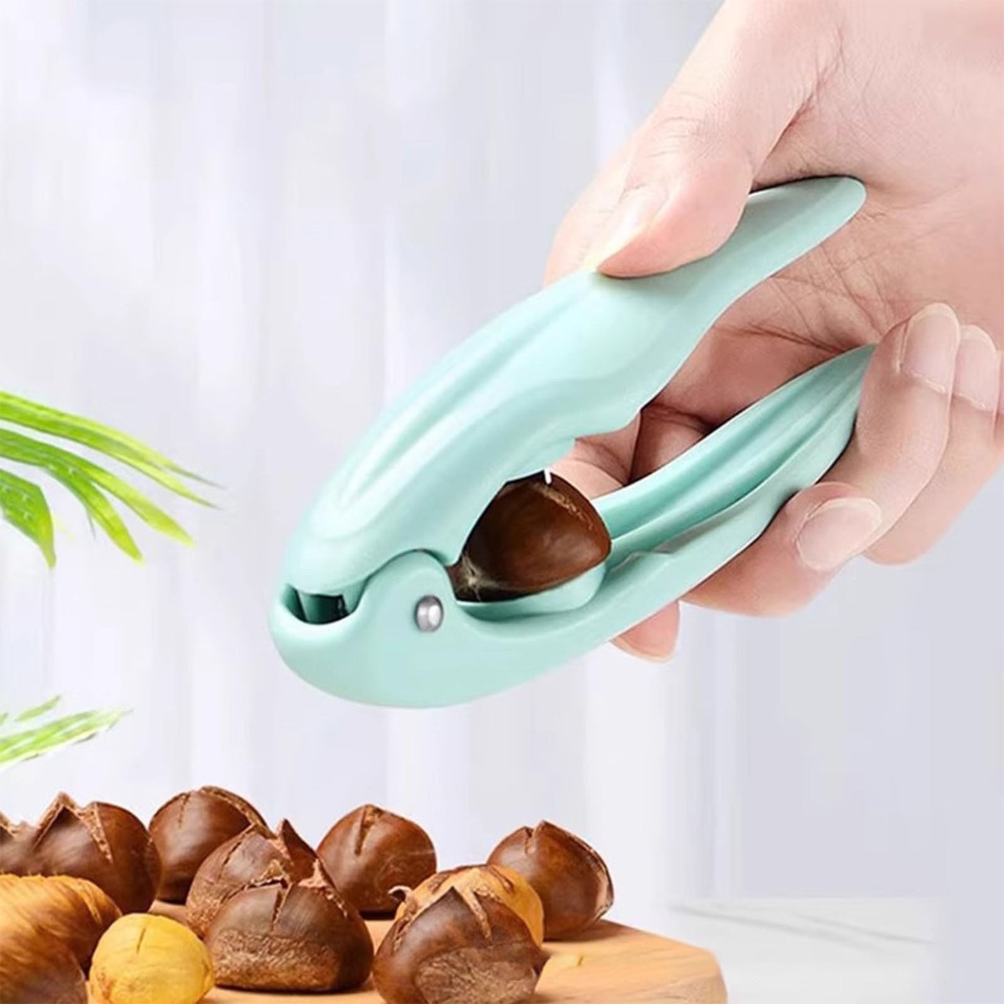 Chestnut Peeler,Kingohoe Chestnut Cutter Tool,Chestnut Cutter Tool,Nut Cracker Tool Chestnut Opener, Nut Tongs Chestnut Clip,Kitchen Tools Chestnut Peeler,With Non-Slip Handlefor Kitchen, Resturants
