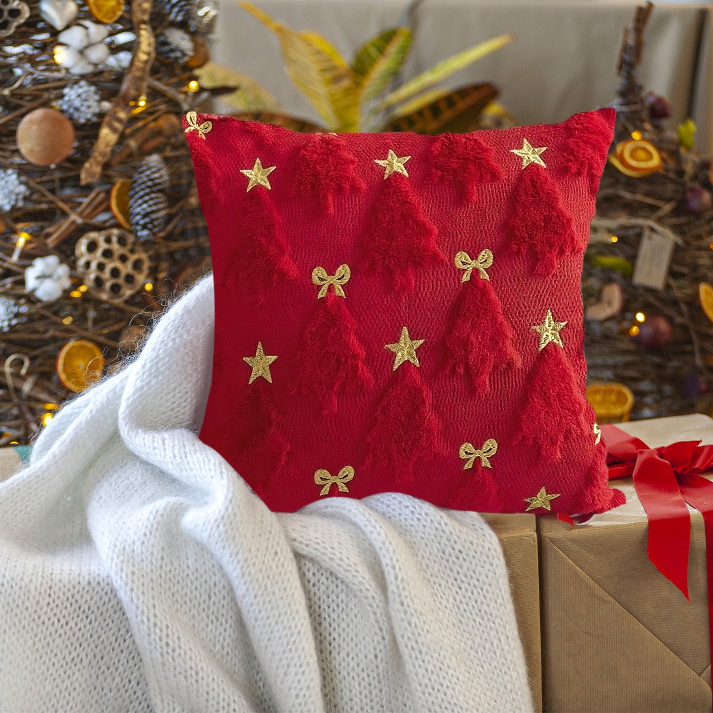 Christmas Pillow Cases,Christmas Throw Pillow Covers 18X18,Fluffy Plush Accent Couch Cushion Case,Soft Faux Fur Pillow Cases Holiday Christmas Decorations,Festivals Winter Sofa Living Room Home Decor