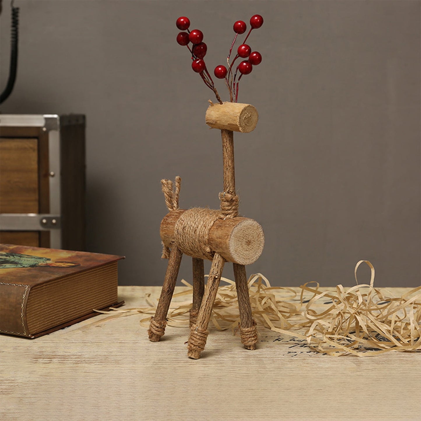 Handcrafted Wooden Reindeer Figurine Wooden Deer Ornaments, For Holding Jewelry And Decoration - Brown Mini Desktop Animal Decor For Christmas Home Office Decoration