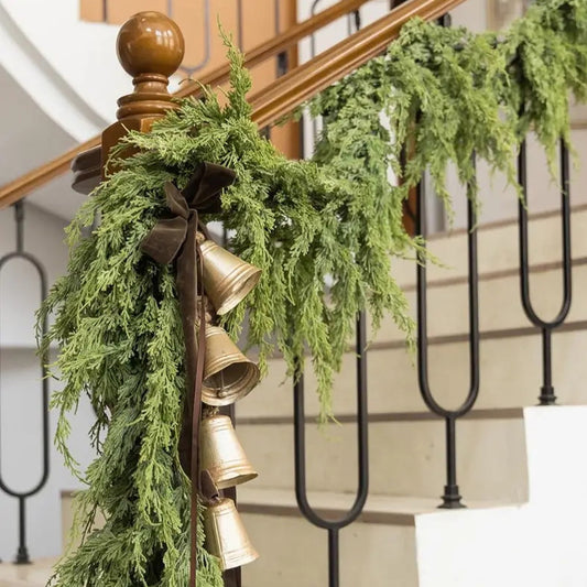 Xmas Garland,Christmas Garland For Door Frame,Winter Garland,Simulated Pines Leaf Rattan Artificial Christmas Pines Needle Leaf Rattan Winter Mantel Tabletop Porch Decoration Holiday Wreath Green